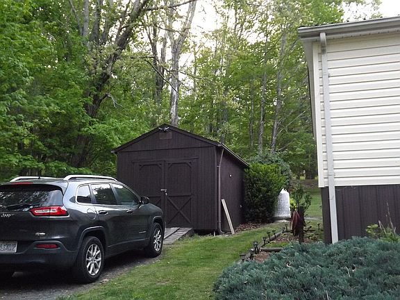 Storage building