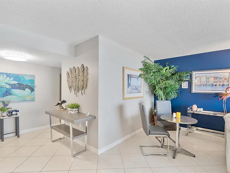18031 Biscayne Blvd #1401 — Photo 8