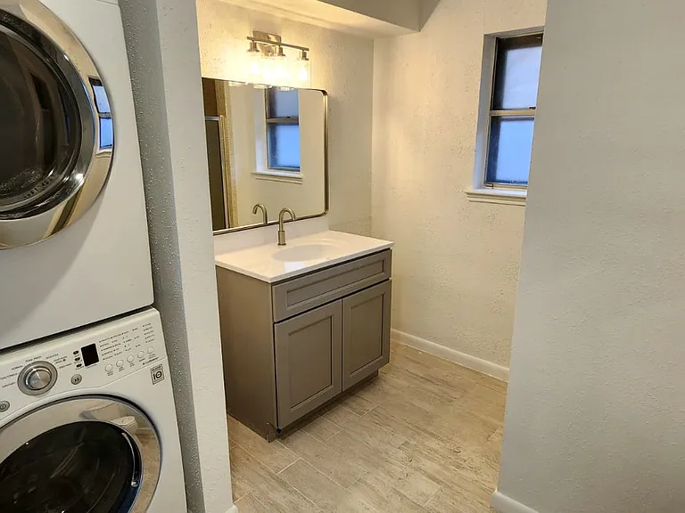 5727 Arbor Vitae Dr — Photo 5