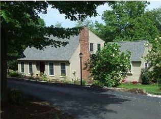 215 Woodbine Ln, Mars, PA 16046