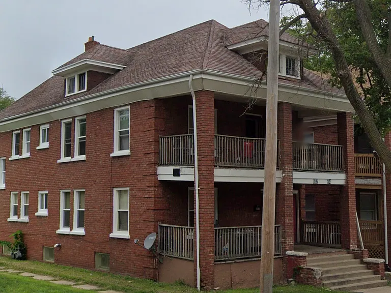 602 Woodlawn Ave #602 — Photo 16