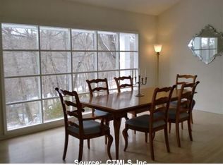 32 Indian Hill Rd, New Fairfield, CT 06812