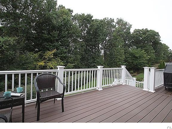 5th image of 22 Balsam Cir
