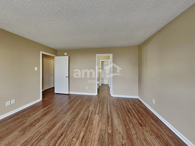 19354 Tradewinds Dr — Photo 13
