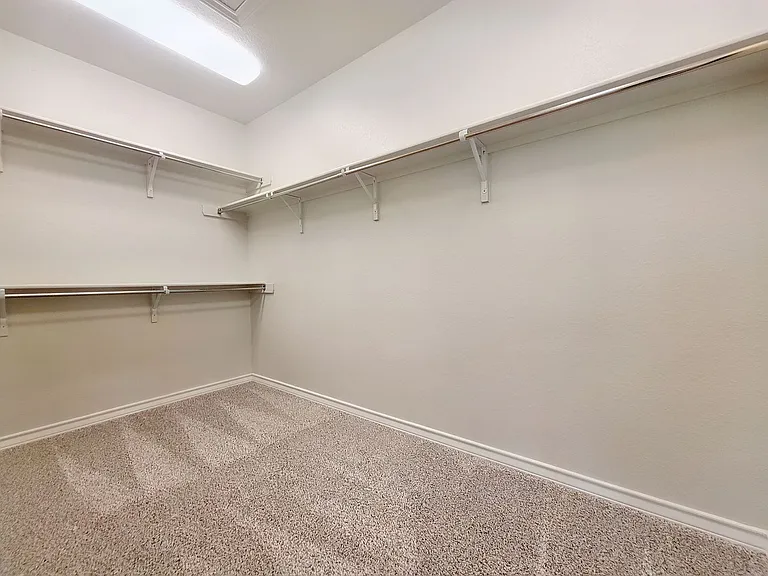 4413 Royal Oak Blvd — Photo 24