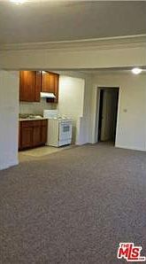 2nd image of 325 W 49th St