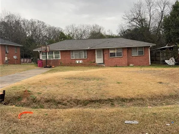 1350 Brinwood Dr, Macon, GA 31204