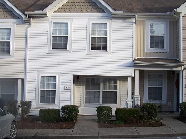 1010 Arlene Dr — Photo 1