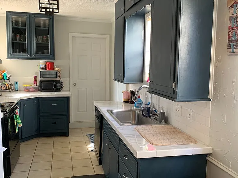 614 N Elkhart Ave — Photo 5