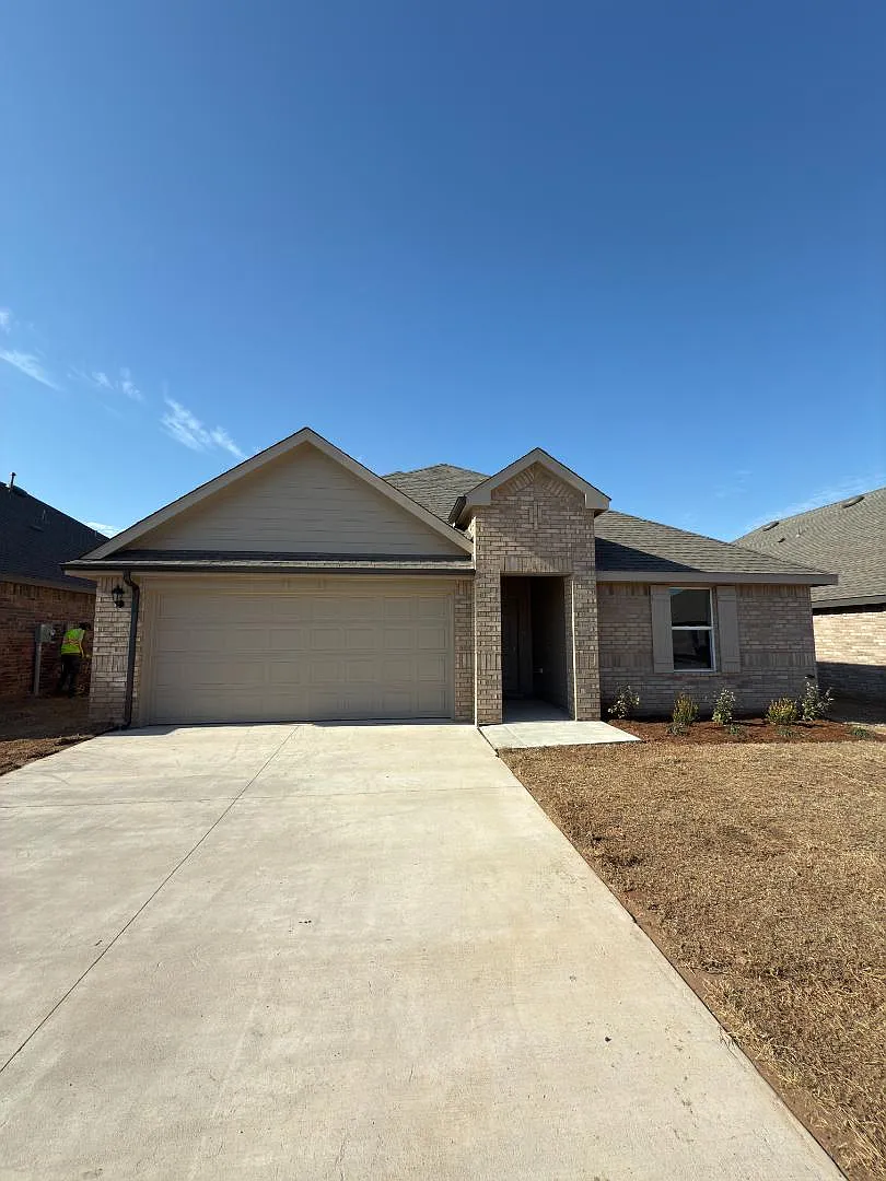 2924 Firefly Dr — Photo 1