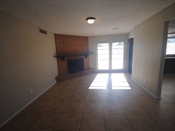 4th image of 2217 W Del Campo Cir