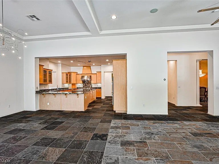 7109 Via Campanile Ave — Photo 14