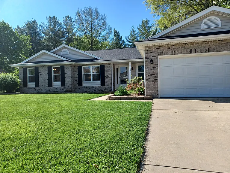 1021 Edgewood Dr — Photo 33