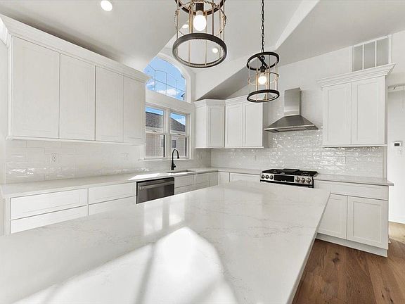 5th image of 226 44th St E #Sea