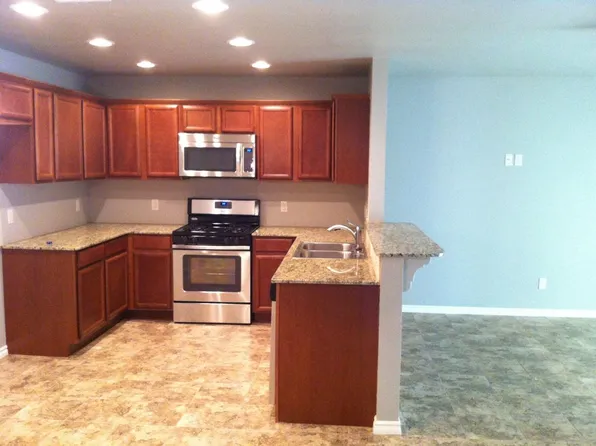 127 Ashley Dr, Edmond, OK 73003