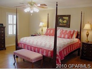 5th image of 206 Buckingham Dr
