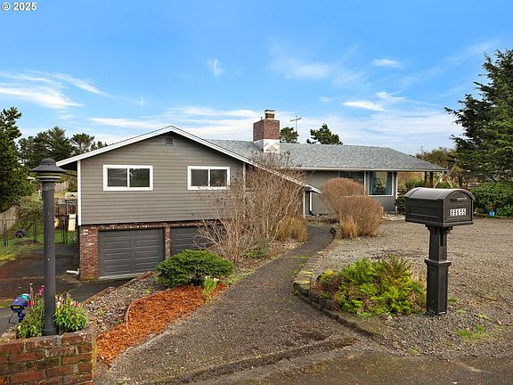 2nd image of 89655 Sea Breeze Dr