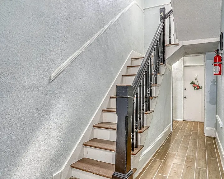 709 N Saint Vrain St — Photo 10