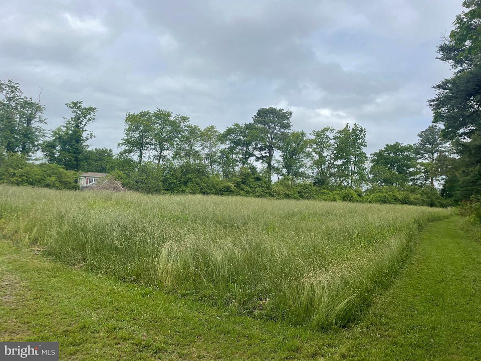 1st image of Gravel Hill Rd