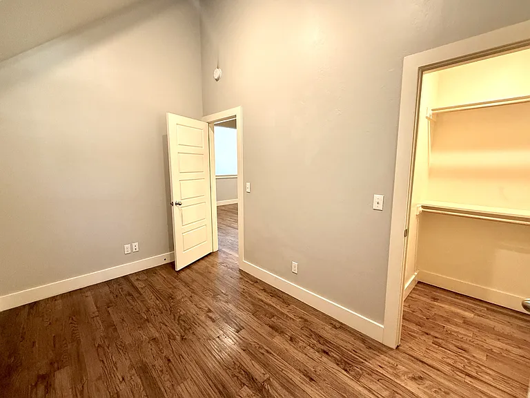 525 K St SW — Photo 17