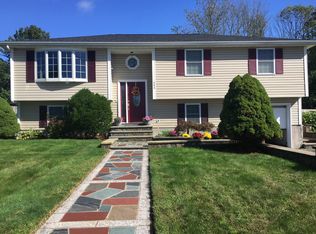 484 Joseph Dr, Fall River, MA 02720