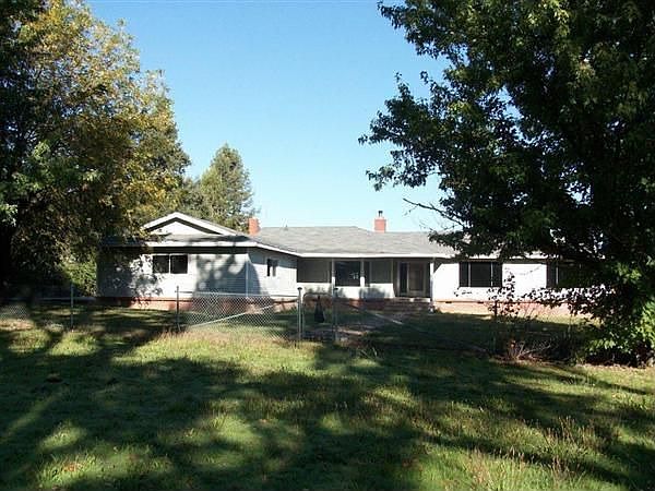 1st image of 140 Bisby Ave