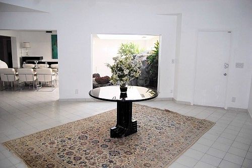 3rd image of 5207 Banyan Ln