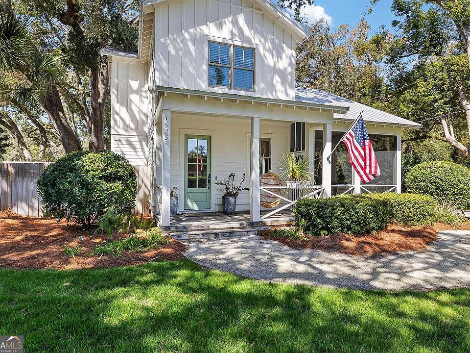 1st image of 1925 Frederica Rd