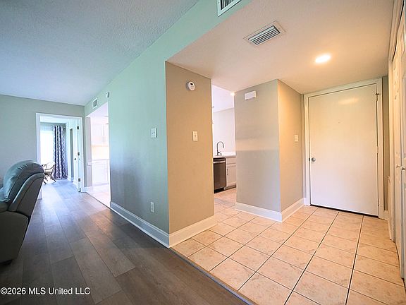 5th image of 159 Lanai Vlg