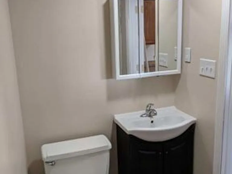 Creekside Apts-MDM — Photo 16