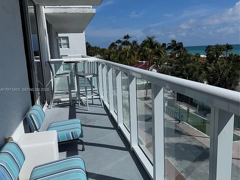 2457 Collins Ave #405 — Photo 15