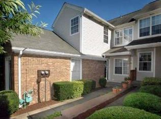 1564 Saint Andrews Dr, Oakmont, PA 15139