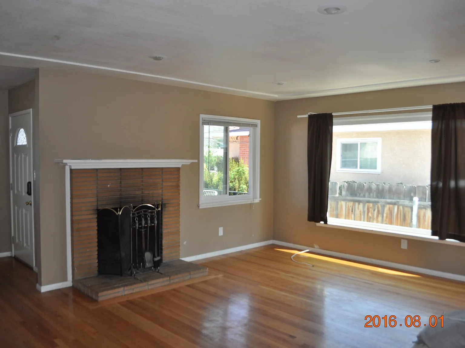 4 bed, 1927 sqft, $6,200 — Photo 4