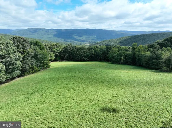 129.93 Off Strawderman Holw, Mathias, WV 26812