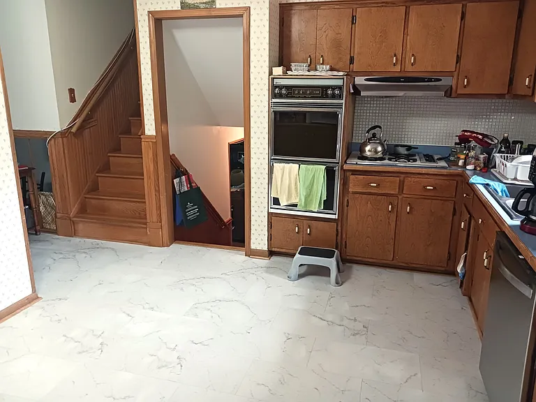 7827 Rohrer Dr — Photo 4