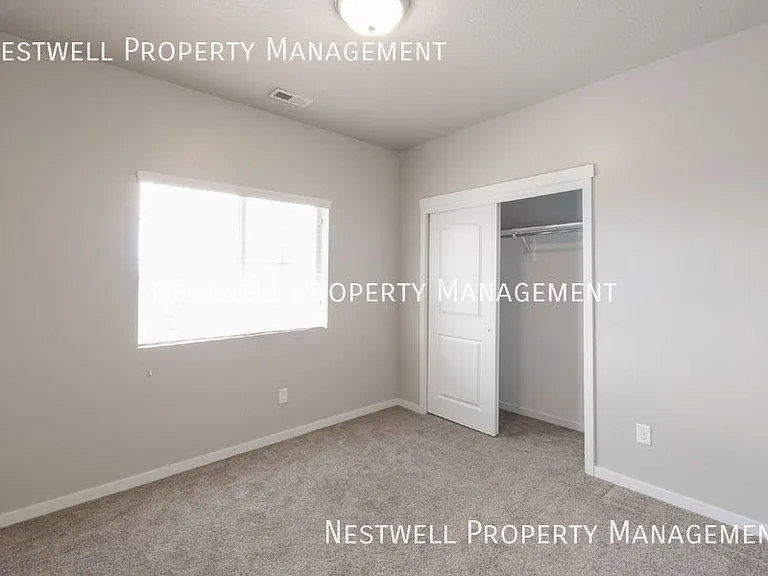 127 E Jordan Ridge Blvd #412 — Photo 5