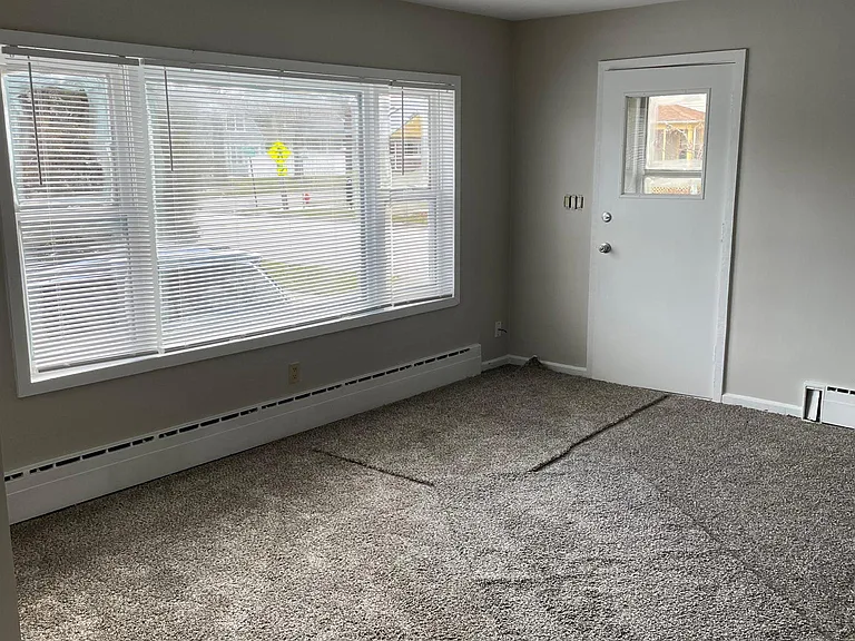 303 N Liberty St #1 — Photo 5