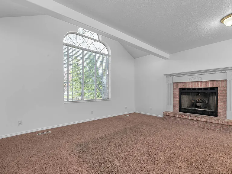 840 S East Mountain Cir — Photo 7