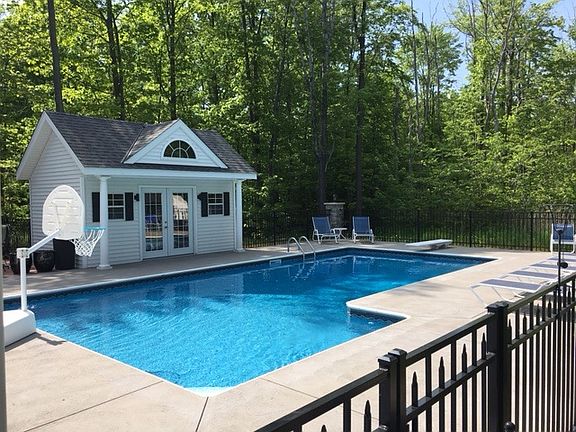 2nd image of 11725 Stone Creek Ln