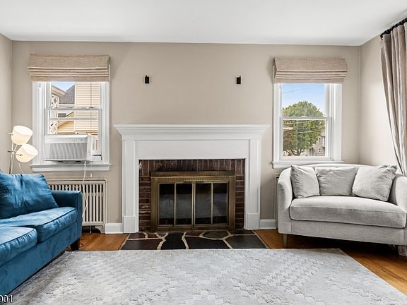 5th image of 419 Ridgeview Ave