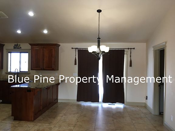 3rd image of 1855 Brookview Dr
