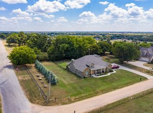 27 Madison St, Durant, OK 74701