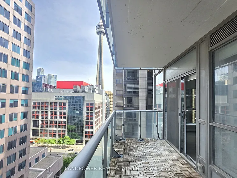 8 Mercer St #1405 — Photo 19