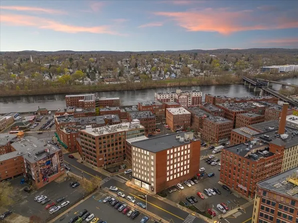21 Wingate St APT 306, Haverhill, MA 01832