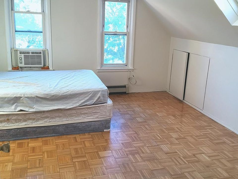 1st image of 137-34 Mulberry Ave