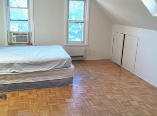 137-34 Mulberry Ave, Flushing, NY 11355