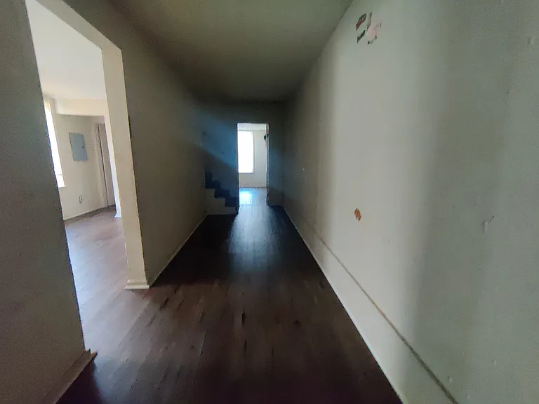 519 Green St #2 — Photo 3