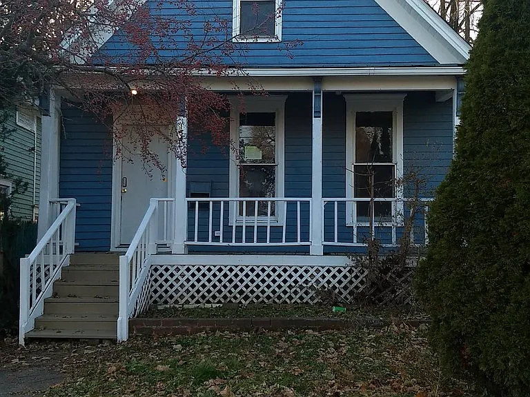 154 S Porter St — Photo 1