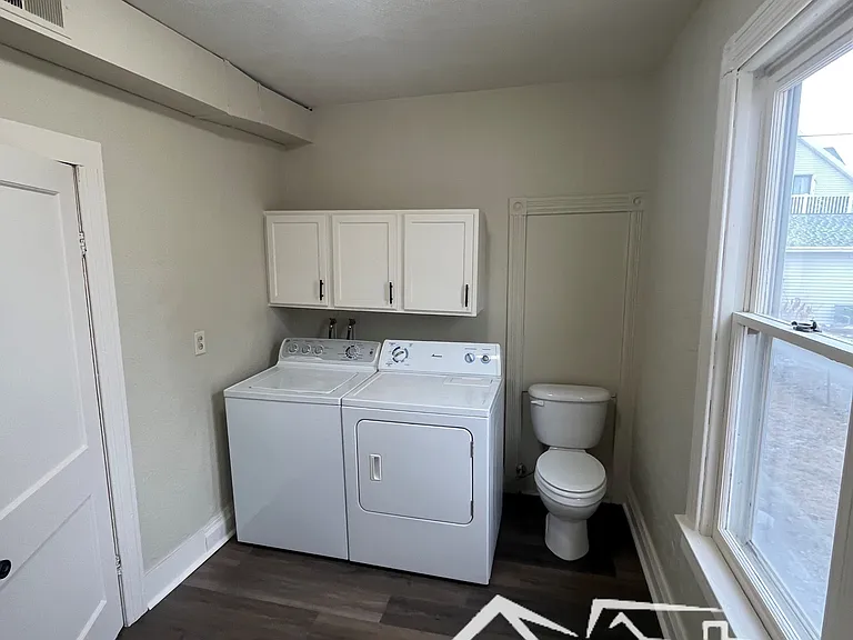 904 W 8th Ave — Photo 9