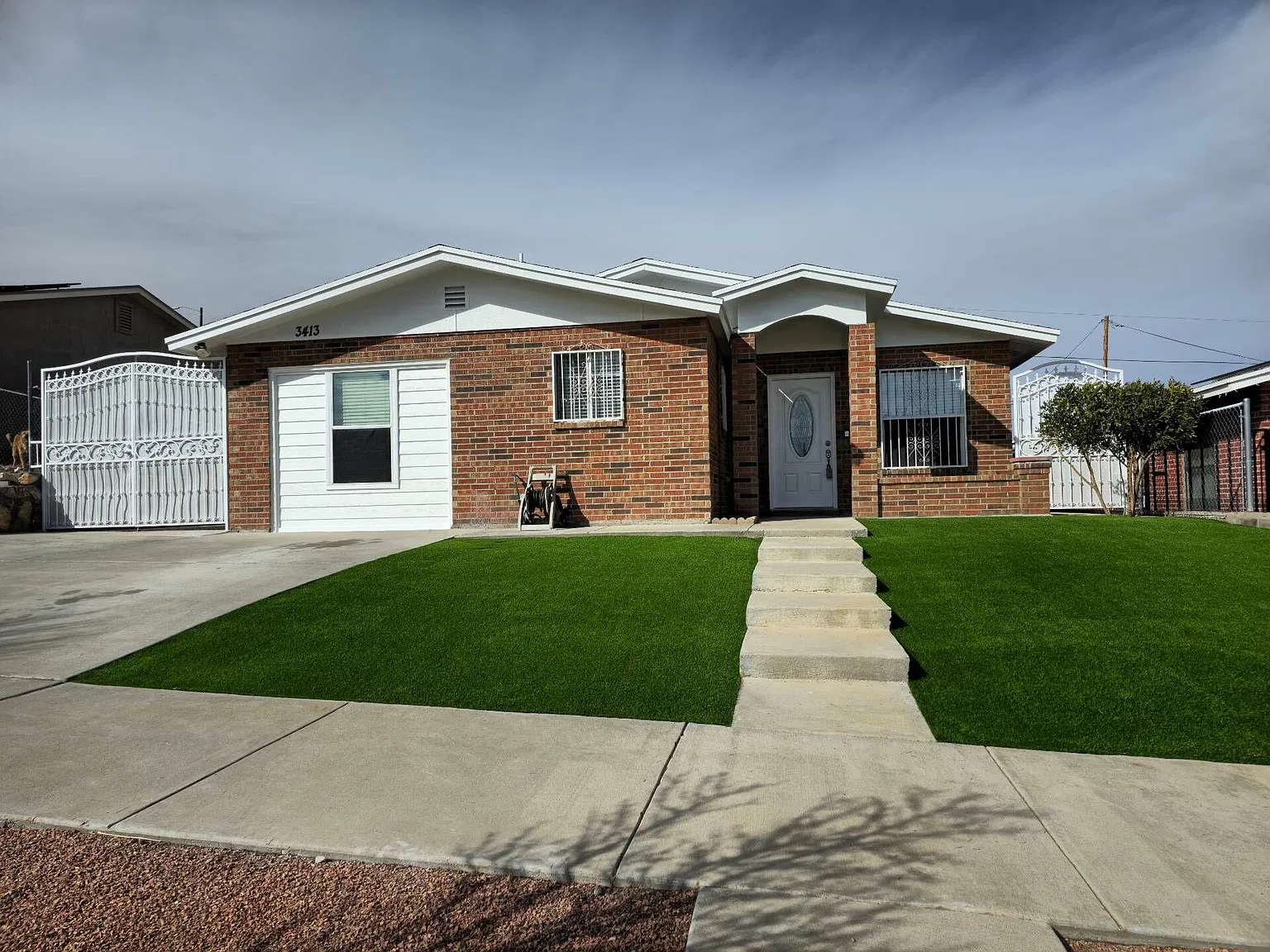 4 bed, 1414 sqft, $1,600 — Photo 1